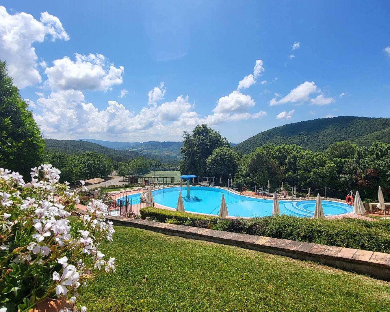 Resort Le Tegole Riparbella Exterior foto
