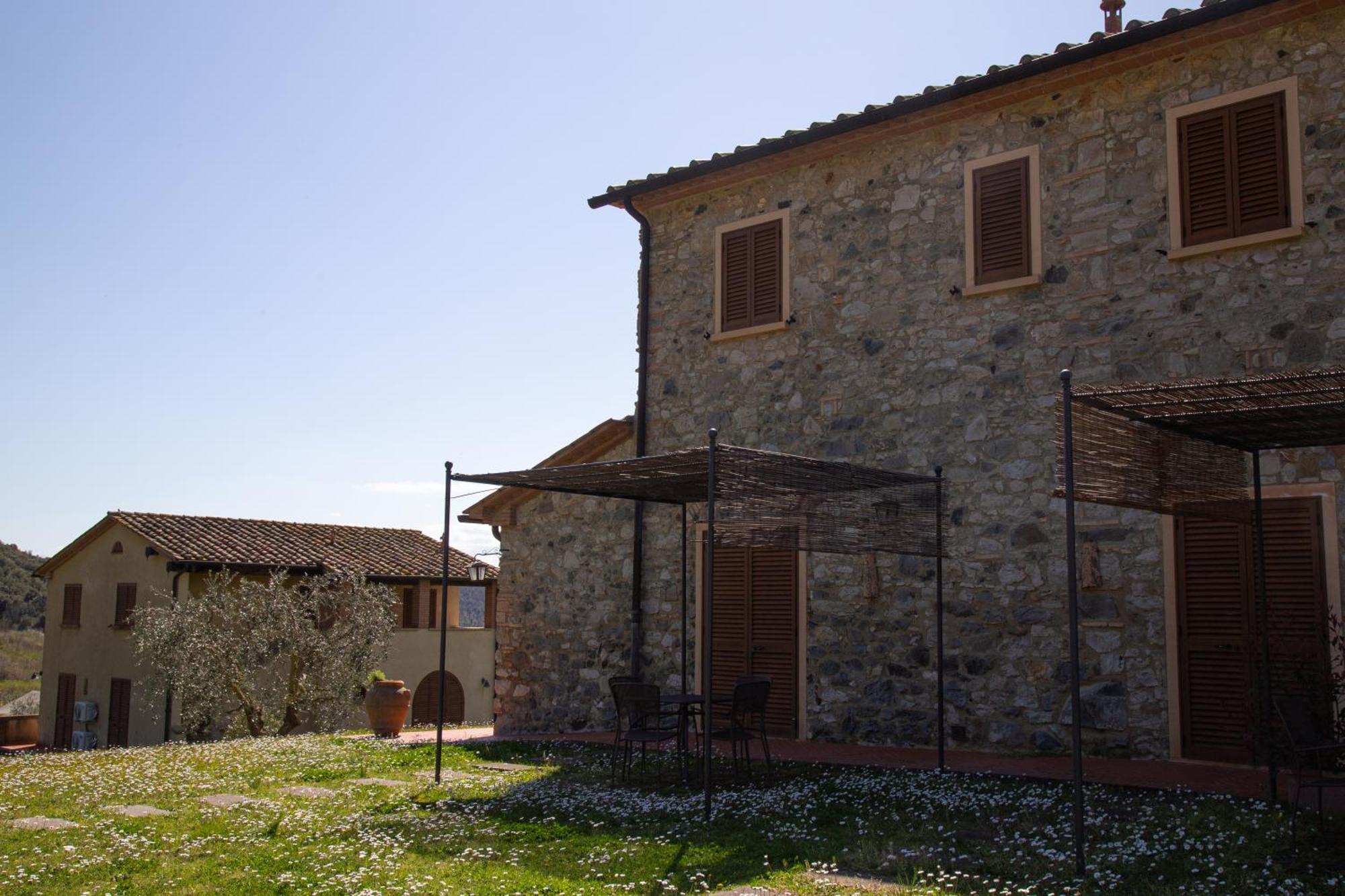 Resort Le Tegole Riparbella Exterior foto